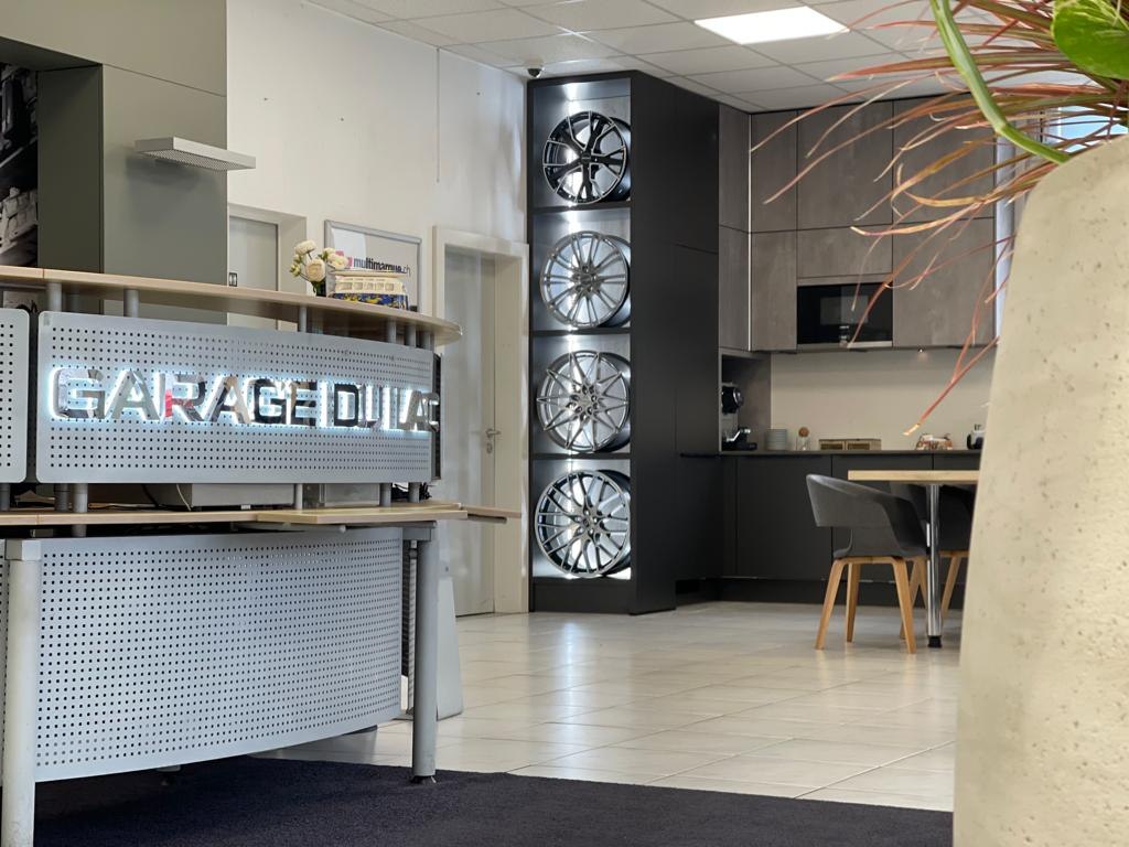 Espace Commercial Éclairage