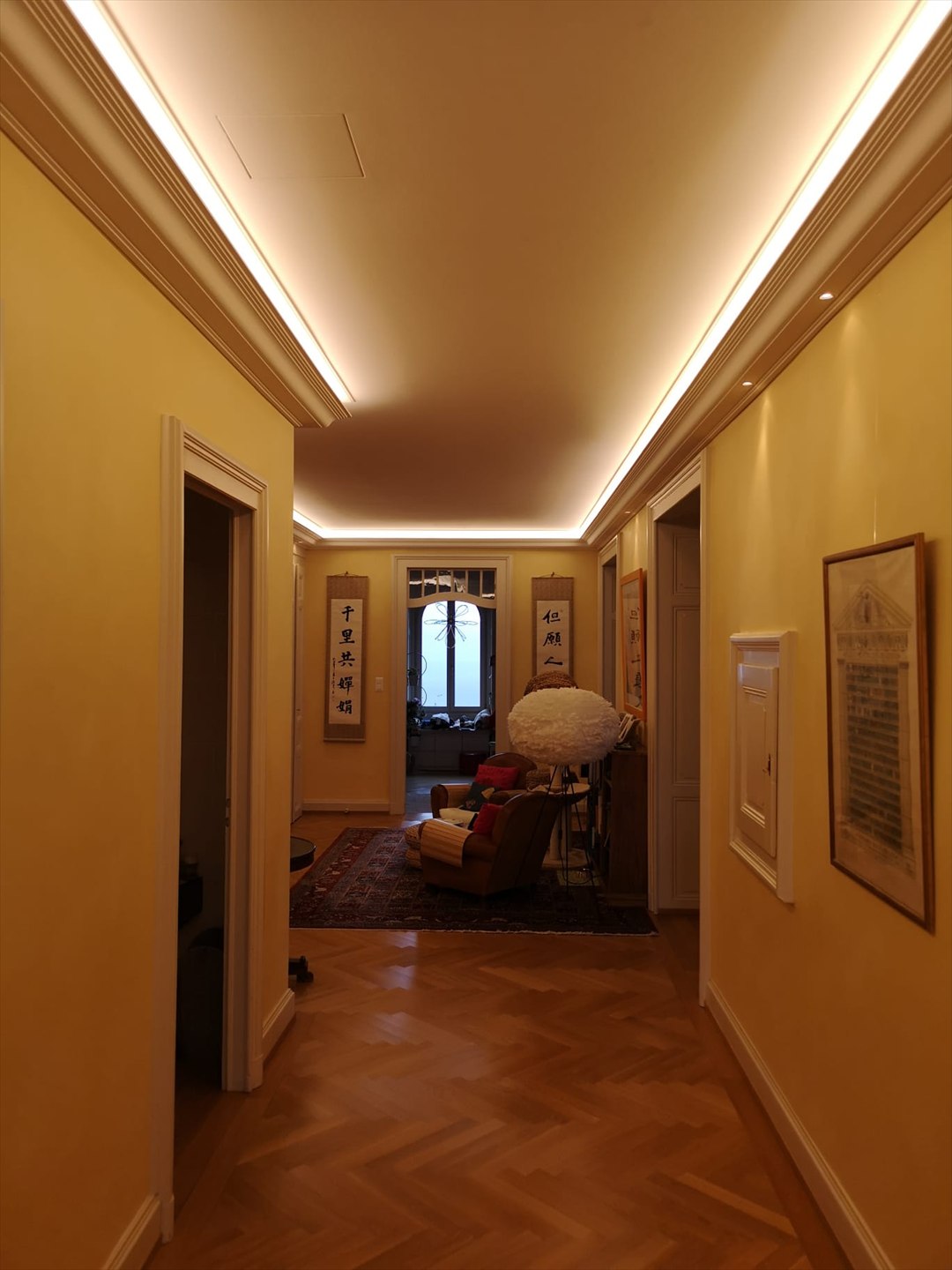 Couloir Corniche LED