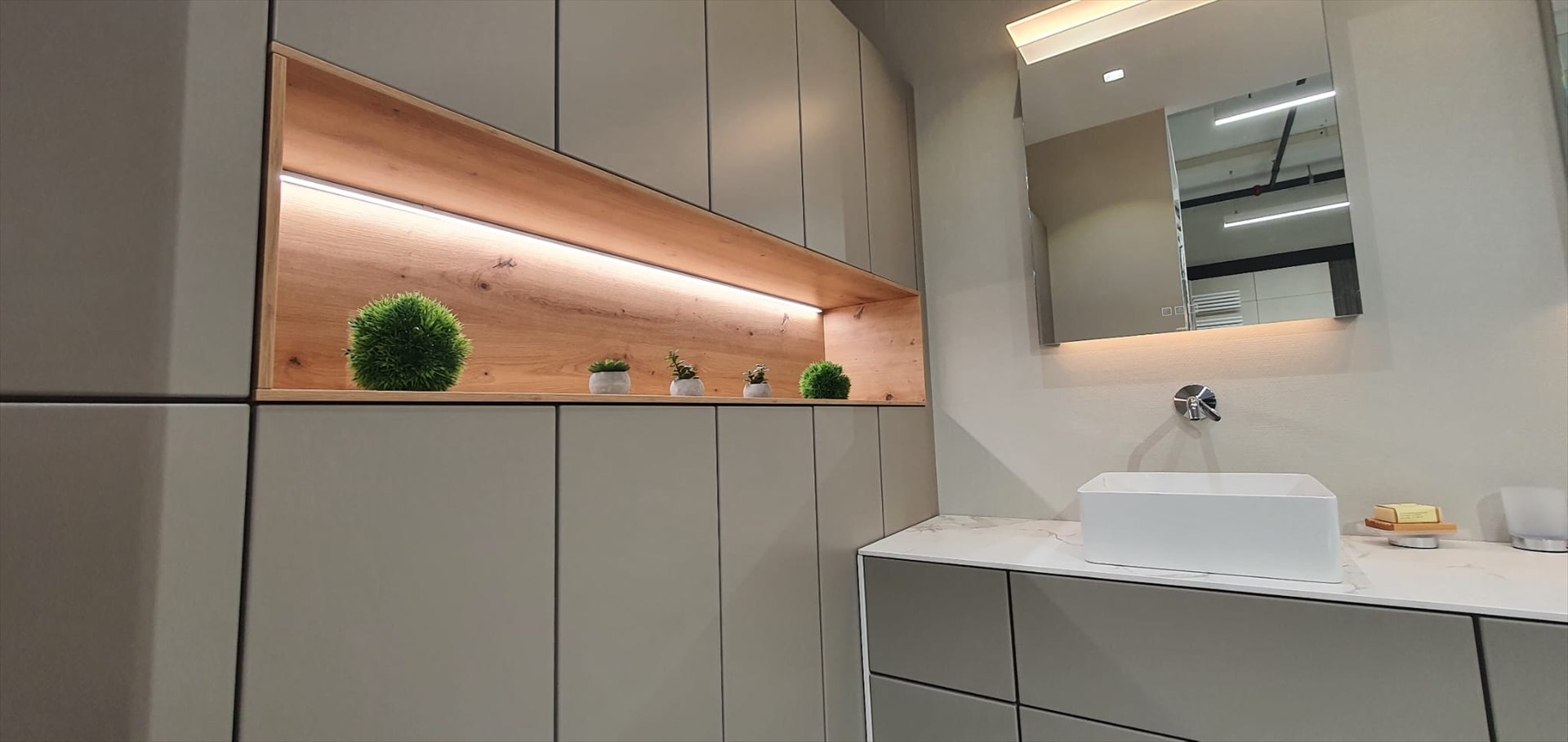 Meuble Salle de Bains Niche LED